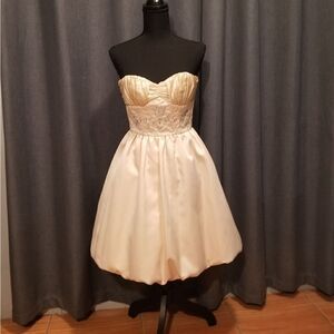 Betsey Johnson Gold Short Puffy Formal Dress size 0
